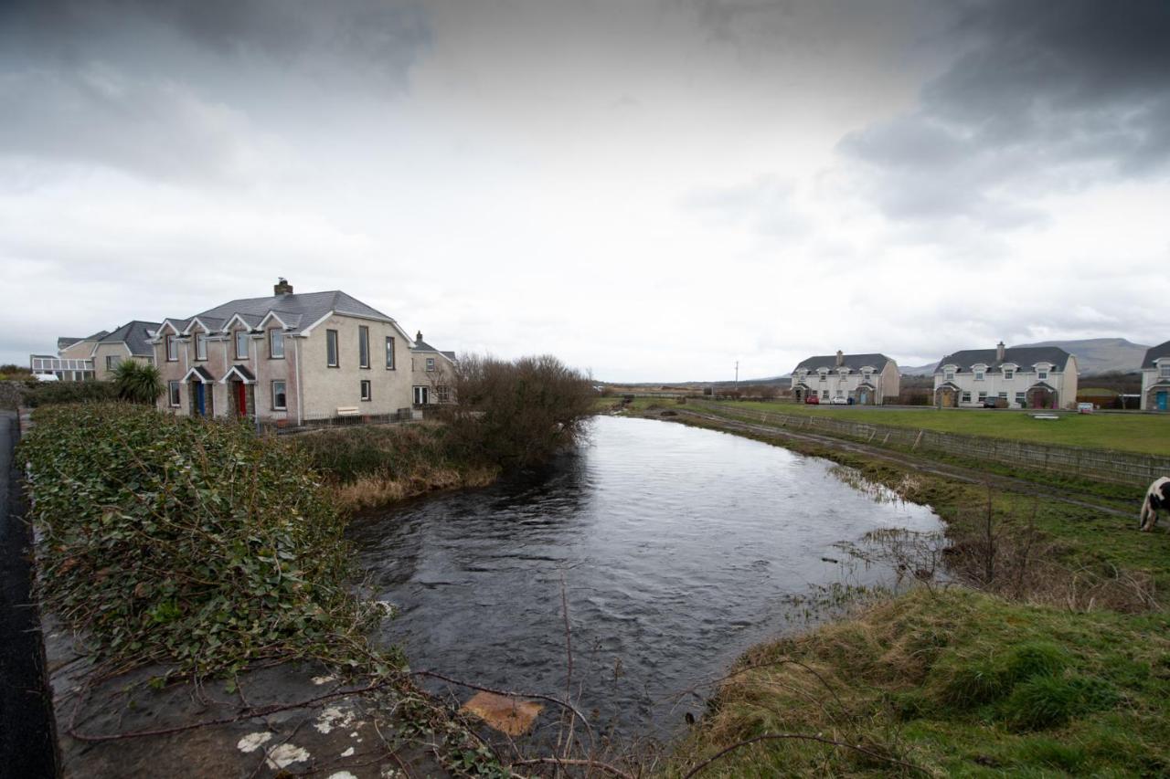 Beautiful Coastal House At The Drowes Rivermouth Bundoran Exteriör bild